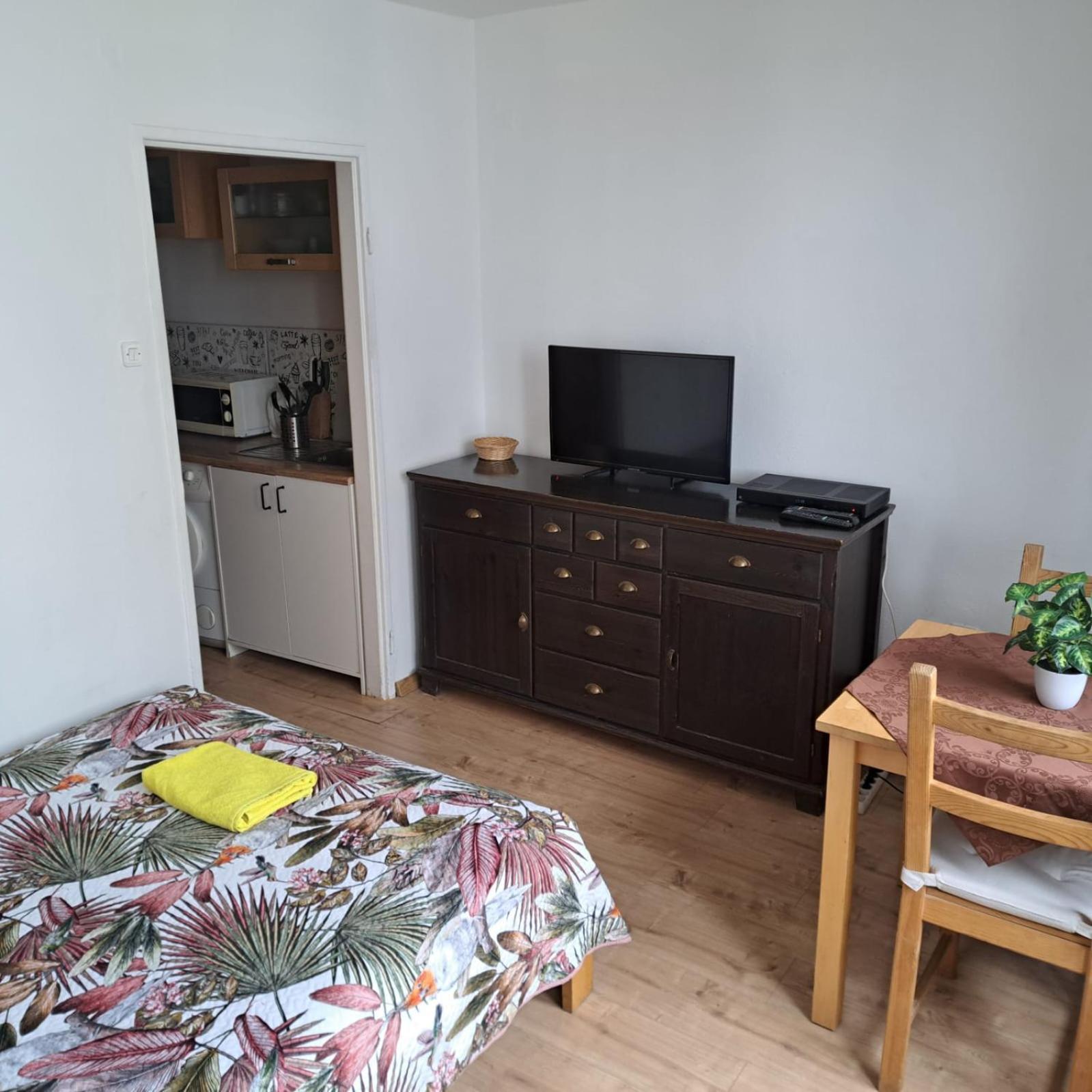 Kwatera Na Wspolnej Warsawa Bagian luar foto